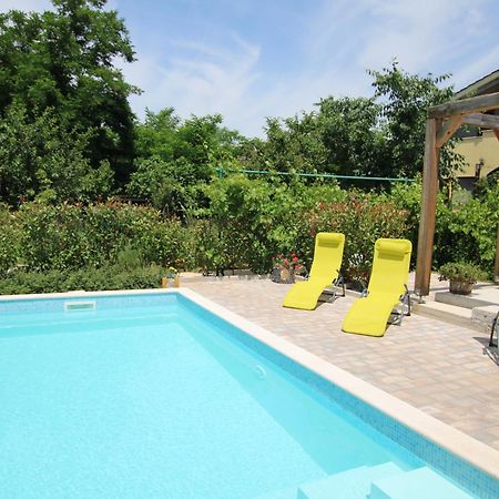 Apartments Green Garden Labinci Екстер'єр фото