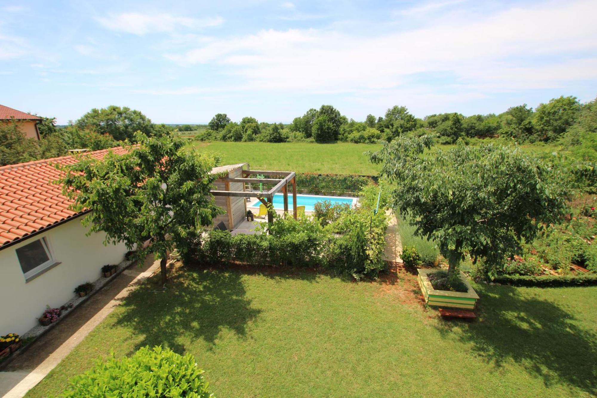 Apartments Green Garden Labinci Екстер'єр фото